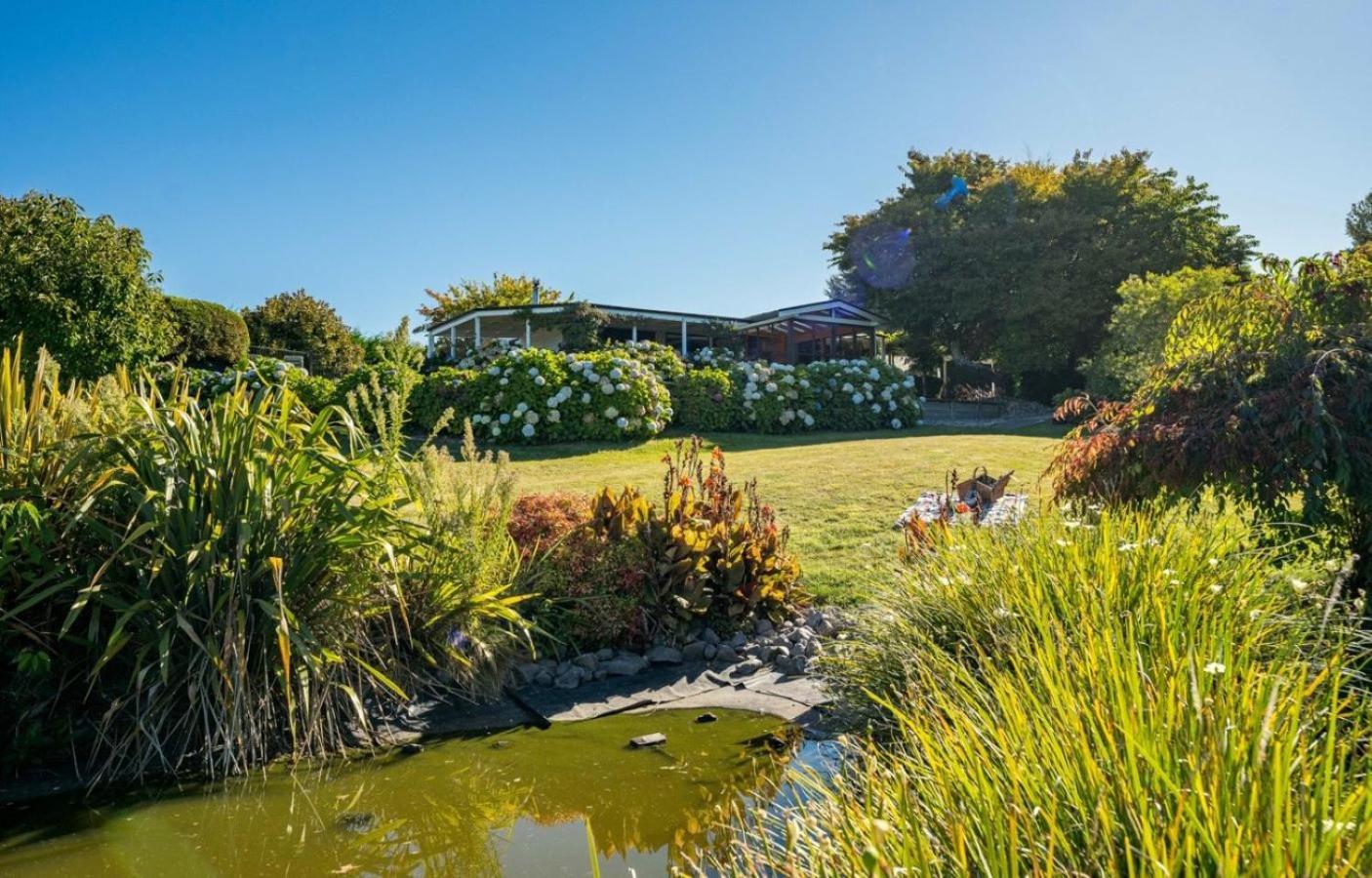 Mountviews Lodge Lago Lago Taupo Esterno foto